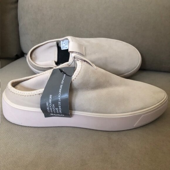 ECCO Women's Street Tray Hygge Slip on Indoor/Outdoor Slipper, Size 38 (7-7.5) - Picture 2 of 12